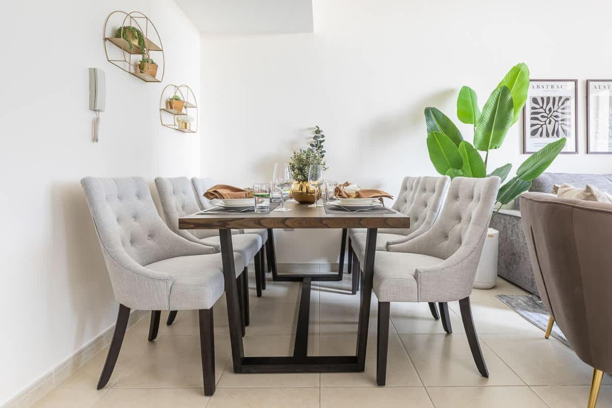 Frank Porter - Mangrove Place Abu Dhabi